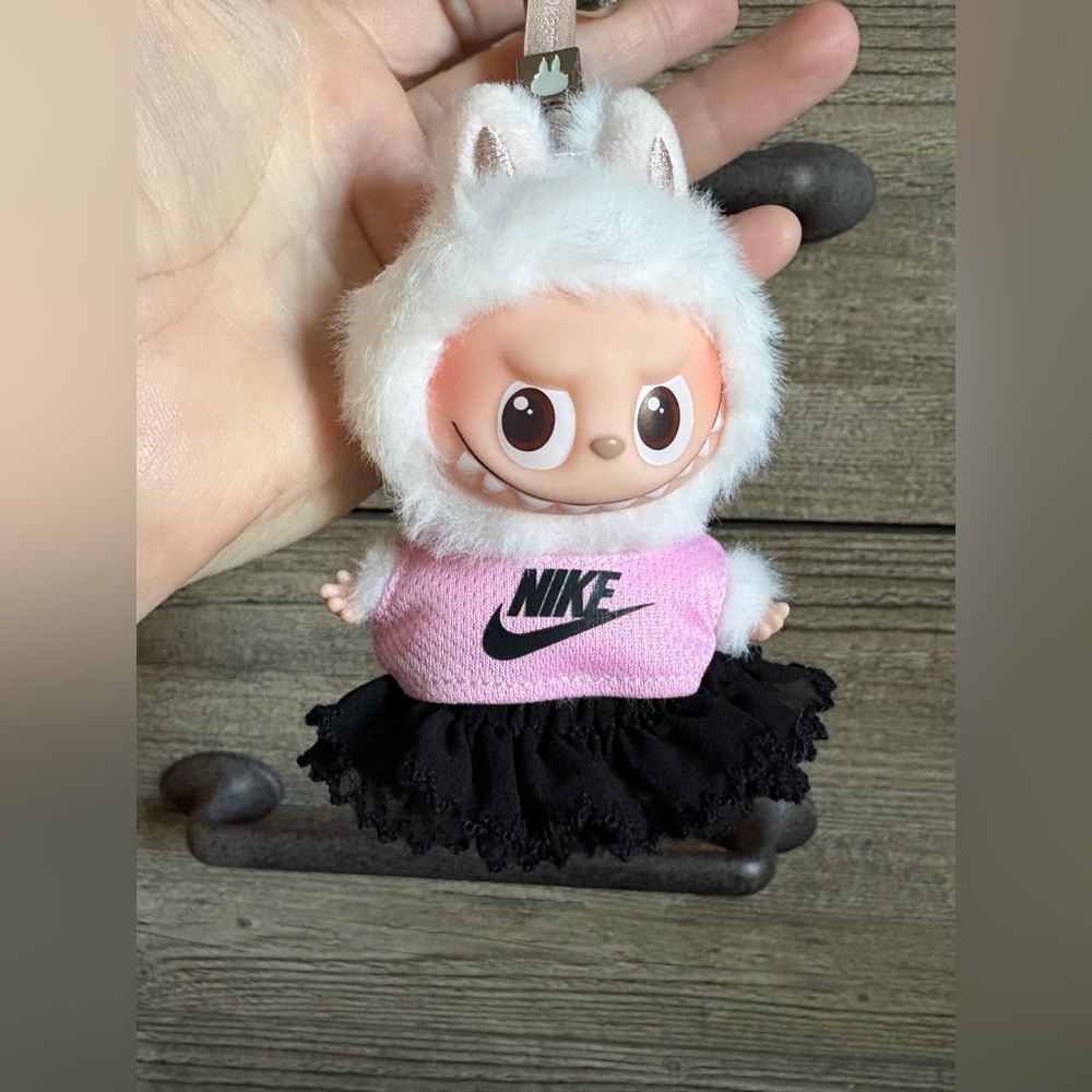 Pink top and skirt for mini labubu (pin for love)